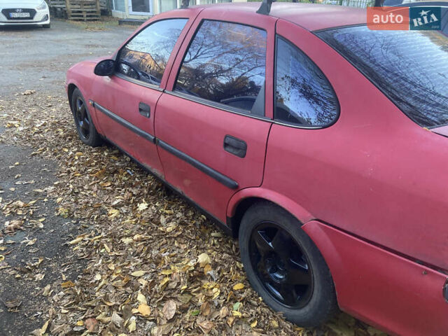 Червоний Опель Вектра, об'ємом двигуна 0 л та пробігом 450 тис. км за 800 $, фото 1 на Automoto.ua