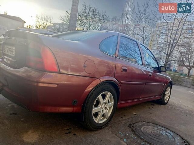Красный Опель Вектра, объемом двигателя 1.8 л и пробегом 320 тыс. км за 2800 $, фото 1 на Automoto.ua