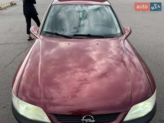 Красный Опель Вектра, объемом двигателя 1.6 л и пробегом 265 тыс. км за 3300 $, фото 17 на Automoto.ua