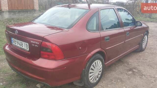 Красный Опель Вектра, объемом двигателя 1.8 л и пробегом 280 тыс. км за 2750 $, фото 2 на Automoto.ua