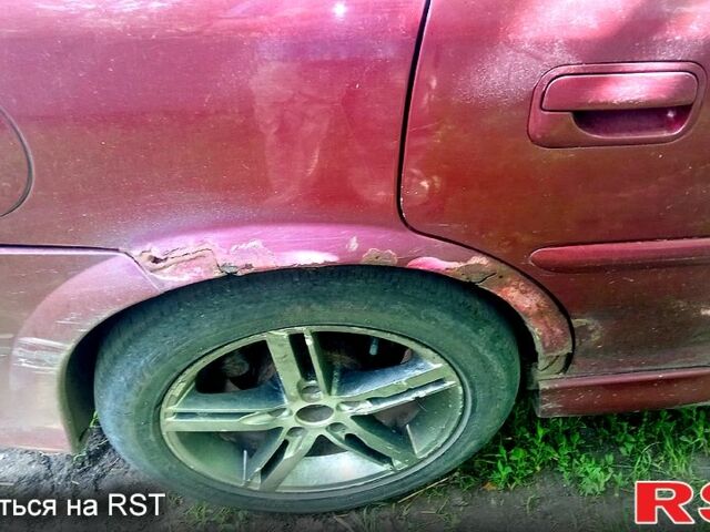 Красный Опель Вектра, объемом двигателя 1.6 л и пробегом 0 тыс. км за 2000 $, фото 5 на Automoto.ua