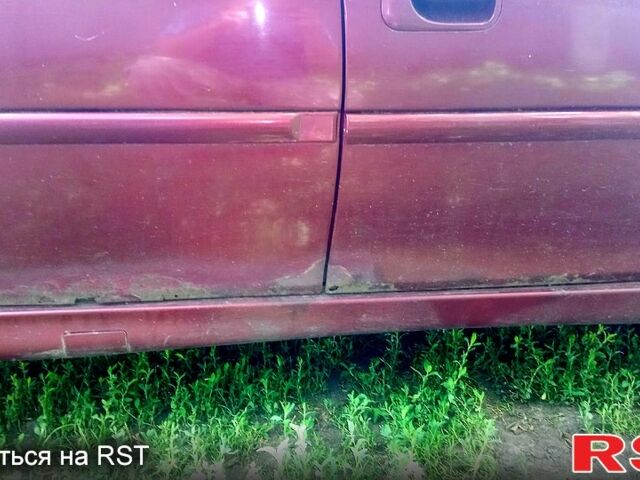 Красный Опель Вектра, объемом двигателя 1.6 л и пробегом 0 тыс. км за 2000 $, фото 4 на Automoto.ua