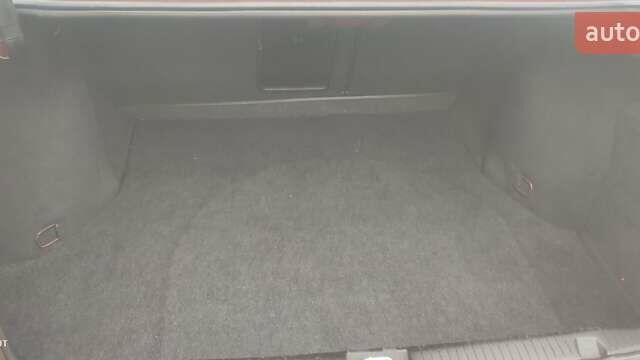 Красный Опель Вектра, объемом двигателя 1.8 л и пробегом 280 тыс. км за 2750 $, фото 7 на Automoto.ua