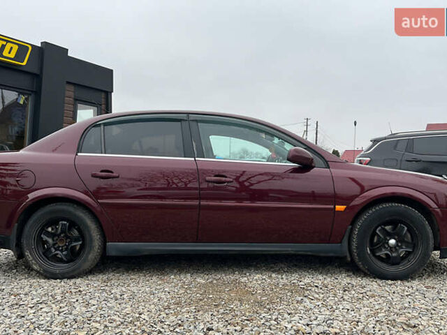 Красный Опель Вектра, объемом двигателя 2.2 л и пробегом 284 тыс. км за 4299 $, фото 7 на Automoto.ua