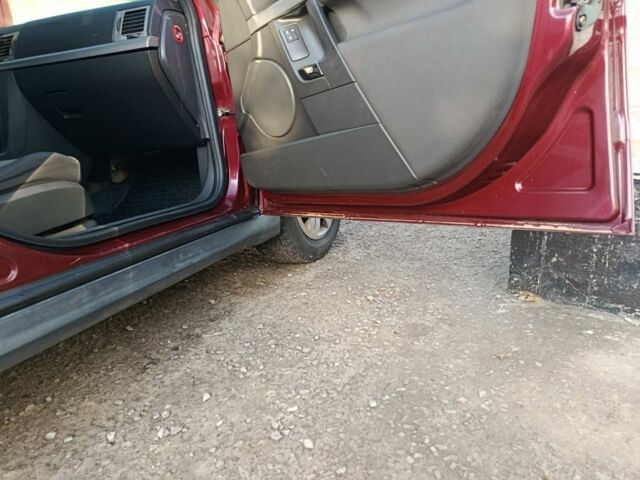 Красный Опель Вектра, объемом двигателя 2 л и пробегом 394 тыс. км за 2000 $, фото 8 на Automoto.ua