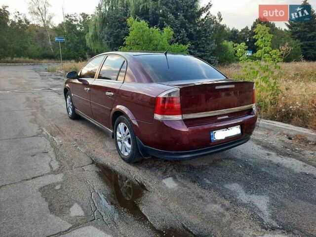 Красный Опель Вектра, объемом двигателя 2.2 л и пробегом 298 тыс. км за 4900 $, фото 4 на Automoto.ua