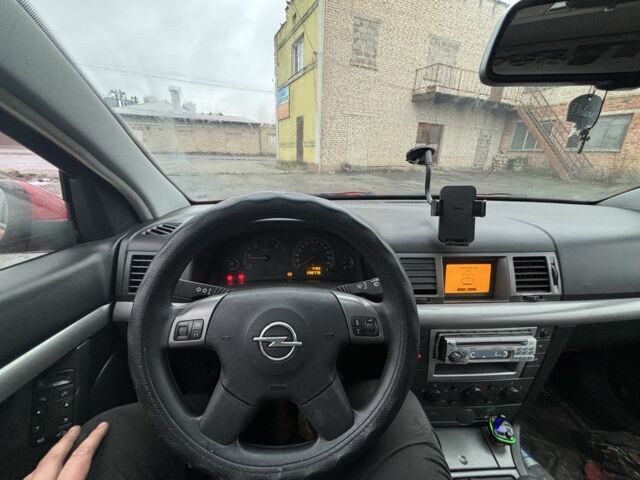 Красный Опель Вектра, объемом двигателя 2.2 л и пробегом 280 тыс. км за 1850 $, фото 6 на Automoto.ua