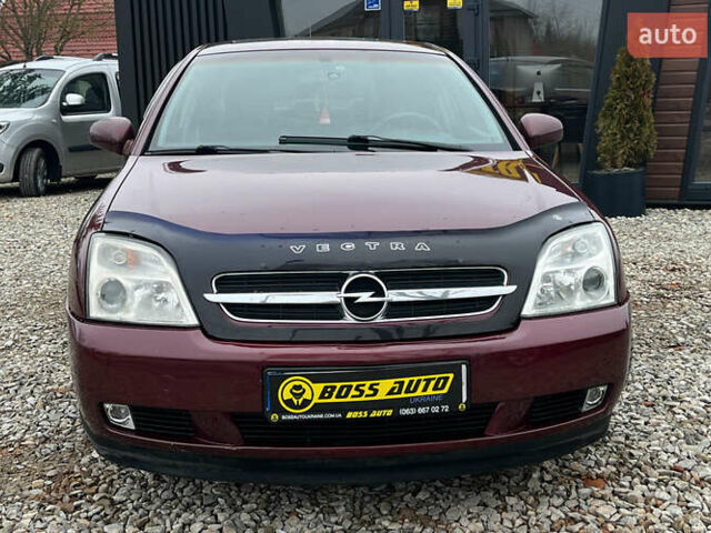 Красный Опель Вектра, объемом двигателя 2.2 л и пробегом 284 тыс. км за 4299 $, фото 1 на Automoto.ua