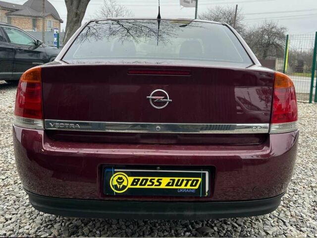 Красный Опель Вектра, объемом двигателя 2.2 л и пробегом 284 тыс. км за 4299 $, фото 5 на Automoto.ua