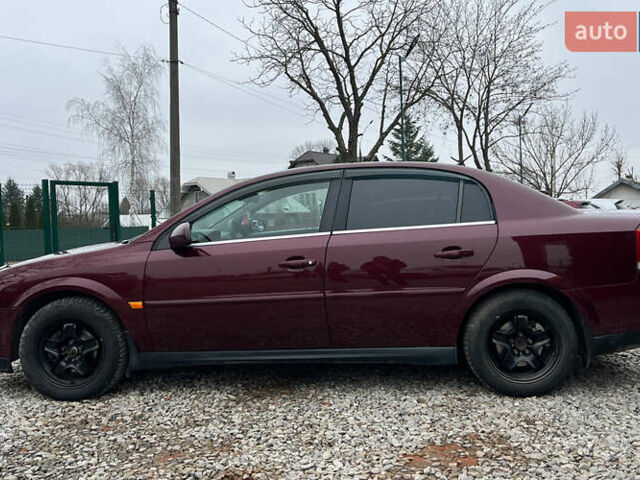 Красный Опель Вектра, объемом двигателя 2.2 л и пробегом 284 тыс. км за 4299 $, фото 3 на Automoto.ua