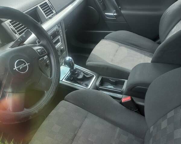 Червоний Опель Вектра, об'ємом двигуна 2 л та пробігом 278 тис. км за 2290 $, фото 14 на Automoto.ua