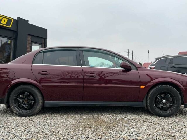 Красный Опель Вектра, объемом двигателя 2.2 л и пробегом 284 тыс. км за 4299 $, фото 7 на Automoto.ua