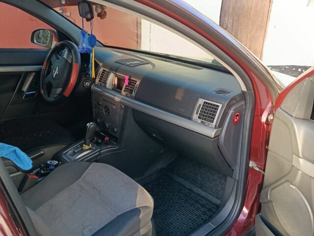 Красный Опель Вектра, объемом двигателя 2 л и пробегом 394 тыс. км за 2000 $, фото 2 на Automoto.ua