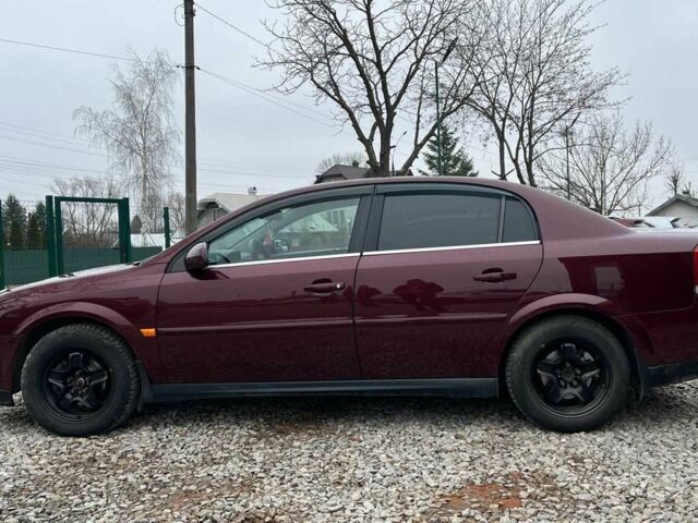 Красный Опель Вектра, объемом двигателя 2.2 л и пробегом 284 тыс. км за 4299 $, фото 3 на Automoto.ua