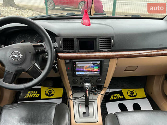 Красный Опель Вектра, объемом двигателя 2.2 л и пробегом 284 тыс. км за 4299 $, фото 10 на Automoto.ua