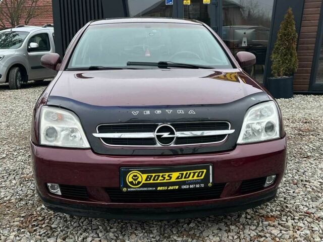 Красный Опель Вектра, объемом двигателя 2.2 л и пробегом 284 тыс. км за 4299 $, фото 1 на Automoto.ua