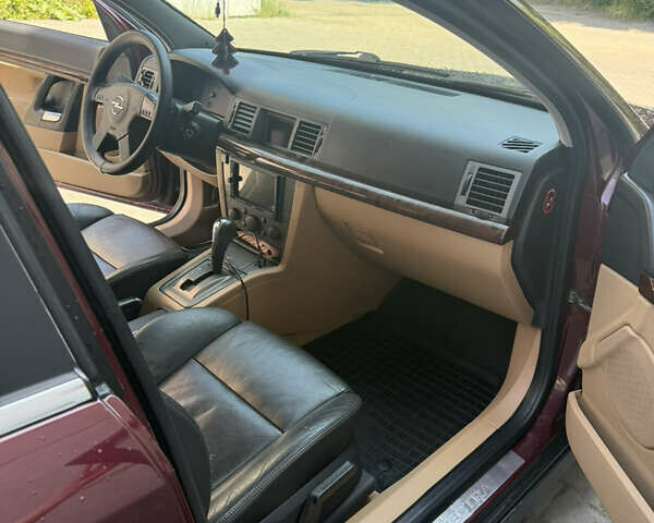 Червоний Опель Вектра, об'ємом двигуна 2.2 л та пробігом 280 тис. км за 4000 $, фото 6 на Automoto.ua