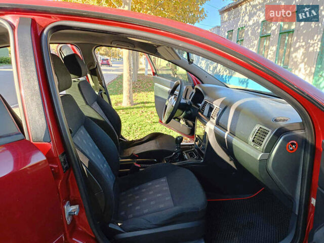 Опель Вектра 2005 в Килие на Automoto.ua Красный Опель Вектра, объемом двигателя 1.6 л и пробегом 164 тыс. км за 5300 $, фото 14 на Automoto.ua