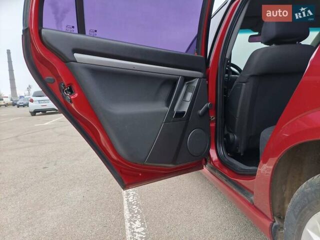 Красный Опель Вектра, объемом двигателя 2.2 л и пробегом 280 тыс. км за 4999 $, фото 11 на Automoto.ua