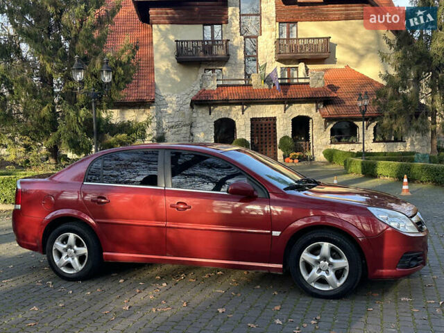 Червоний Опель Вектра, об'ємом двигуна 1.8 л та пробігом 227 тис. км за 3999 $, фото 4 на Automoto.ua