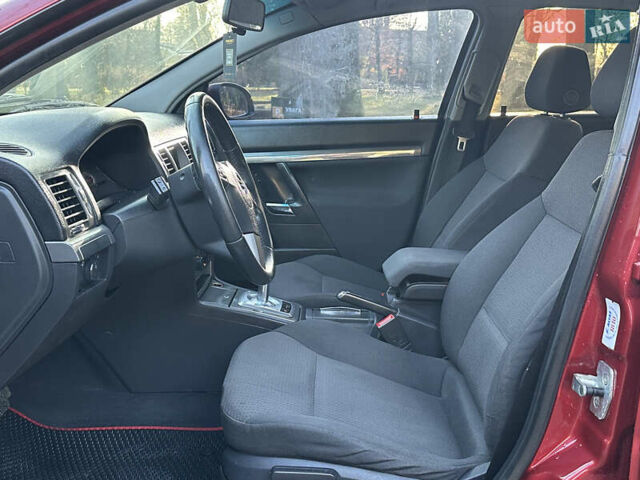 Червоний Опель Вектра, об'ємом двигуна 1.8 л та пробігом 227 тис. км за 3999 $, фото 11 на Automoto.ua
