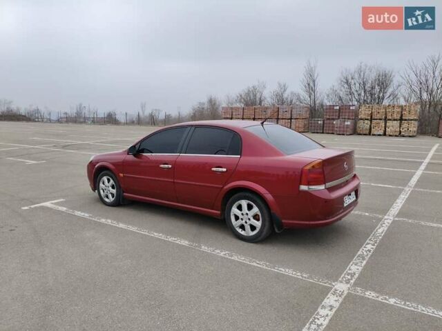 Красный Опель Вектра, объемом двигателя 2.2 л и пробегом 280 тыс. км за 4999 $, фото 3 на Automoto.ua