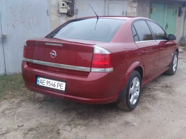 Красный Опель Вектра, объемом двигателя 1.6 л и пробегом 104 тыс. км за 4500 $, фото 3 на Automoto.ua