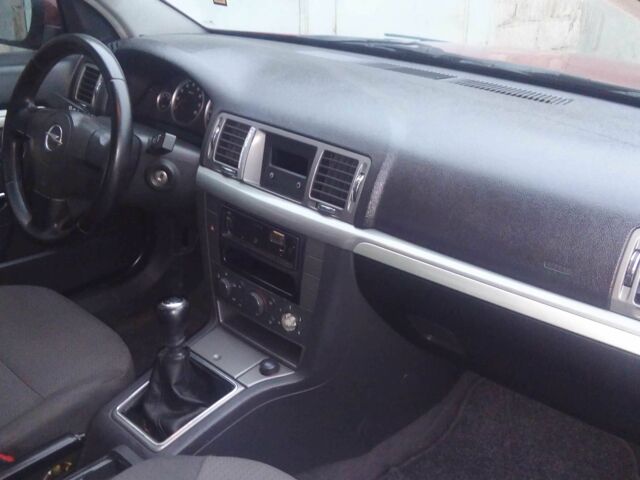 Красный Опель Вектра, объемом двигателя 1.6 л и пробегом 104 тыс. км за 4500 $, фото 6 на Automoto.ua