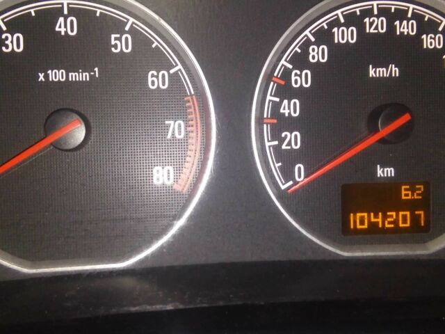 Красный Опель Вектра, объемом двигателя 1.6 л и пробегом 104 тыс. км за 4500 $, фото 13 на Automoto.ua