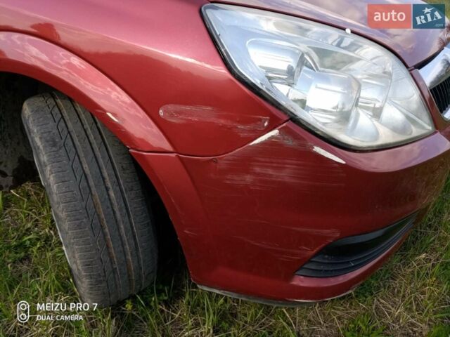 Красный Опель Вектра, объемом двигателя 1.6 л и пробегом 180 тыс. км за 5900 $, фото 5 на Automoto.ua