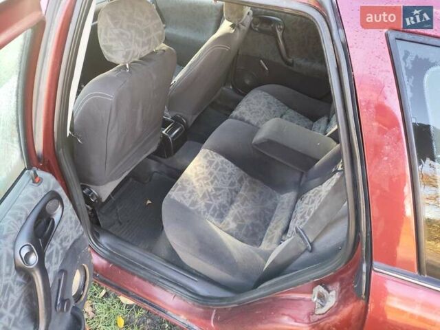 Червоний Опель Вектра, об'ємом двигуна 1.6 л та пробігом 285 тис. км за 1249 $, фото 9 на Automoto.ua