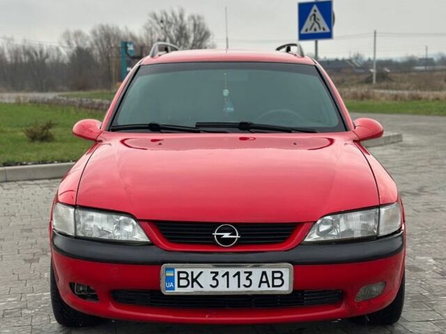 Червоний Опель Вектра, об'ємом двигуна 1.8 л та пробігом 350 тис. км за 1650 $, фото 1 на Automoto.ua
