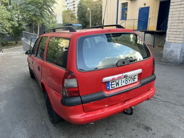 Червоний Опель Вектра, об'ємом двигуна 2 л та пробігом 250 тис. км за 1000 $, фото 3 на Automoto.ua