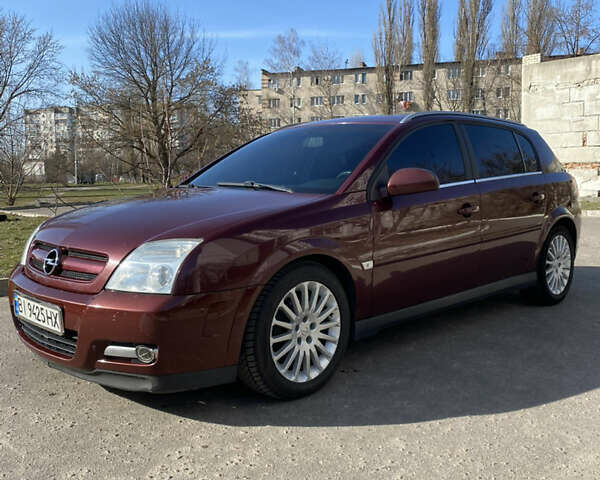 Красный Опель Вектра, объемом двигателя 2.2 л и пробегом 199 тыс. км за 4550 $, фото 2 на Automoto.ua