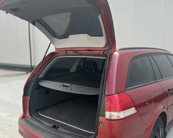 Червоний Опель Вектра, об'ємом двигуна 1.8 л та пробігом 230 тис. км за 4100 $, фото 14 на Automoto.ua