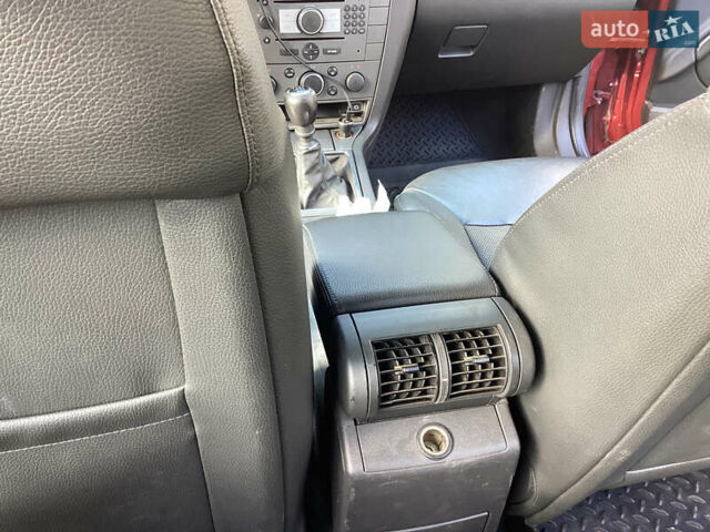 Опель Вектра 2008 в Киеве на Automoto.ua Красный Опель Вектра, объемом двигателя 1.91 л и пробегом 273 тыс. км за 5500 $, фото 47 на Automoto.ua