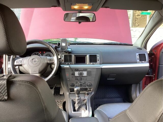 Красный Опель Вектра, объемом двигателя 1.9 л и пробегом 273 тыс. км за 4400 $, фото 11 на Automoto.ua