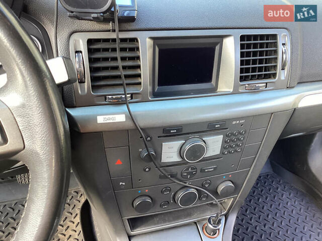 Опель Вектра 2008 в Киеве на Automoto.ua Красный Опель Вектра, объемом двигателя 1.91 л и пробегом 273 тыс. км за 5500 $, фото 51 на Automoto.ua