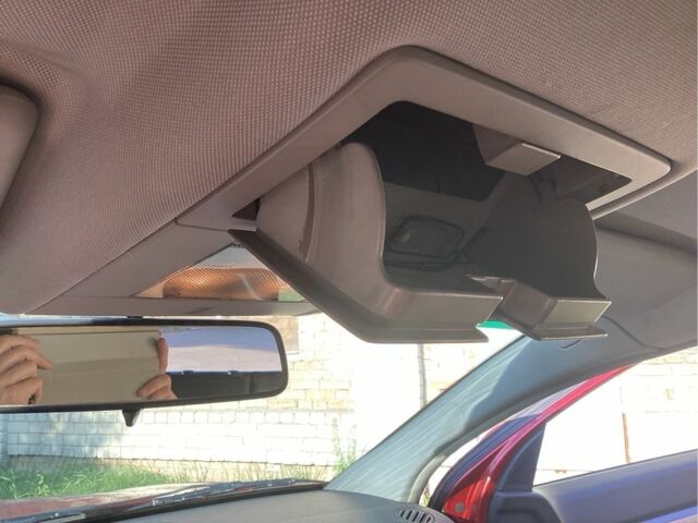 Красный Опель Вектра, объемом двигателя 1.9 л и пробегом 273 тыс. км за 4400 $, фото 13 на Automoto.ua