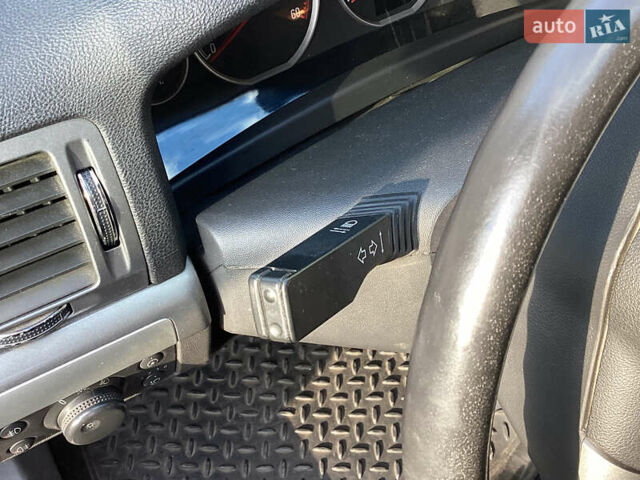 Опель Вектра 2008 в Киеве на Automoto.ua Красный Опель Вектра, объемом двигателя 1.91 л и пробегом 273 тыс. км за 5500 $, фото 22 на Automoto.ua