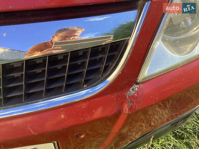 Опель Вектра 2008 в Киеве на Automoto.ua Красный Опель Вектра, объемом двигателя 1.91 л и пробегом 273 тыс. км за 5500 $, фото 4 на Automoto.ua