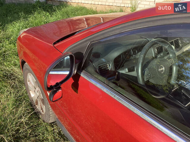 Опель Вектра 2008 в Киеве на Automoto.ua Красный Опель Вектра, объемом двигателя 1.91 л и пробегом 273 тыс. км за 5500 $, фото 42 на Automoto.ua