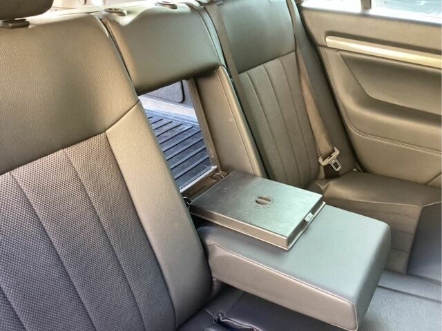 Красный Опель Вектра, объемом двигателя 1.9 л и пробегом 273 тыс. км за 4400 $, фото 16 на Automoto.ua