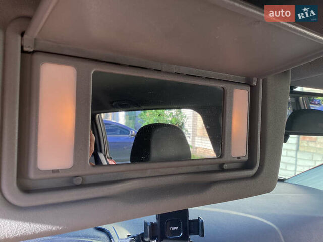 Опель Вектра 2008 в Киеве на Automoto.ua Красный Опель Вектра, объемом двигателя 1.91 л и пробегом 273 тыс. км за 5500 $, фото 18 на Automoto.ua