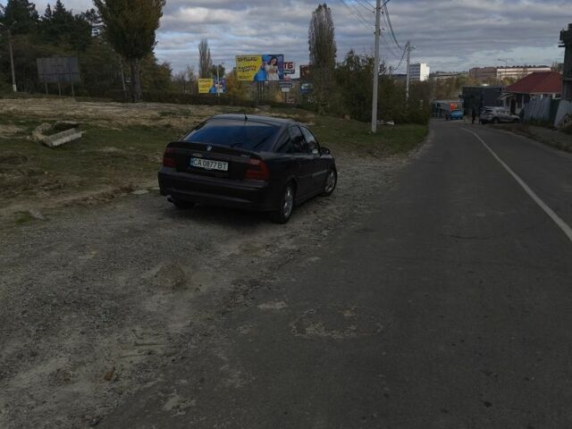 Червоний Опель Вектра, об'ємом двигуна 1 л та пробігом 370 тис. км за 2500 $, фото 9 на Automoto.ua