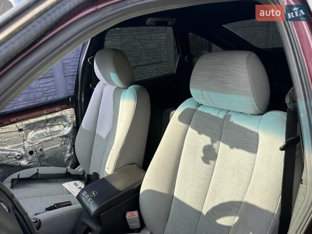 Красный Опель Вектра, объемом двигателя 1.6 л и пробегом 250 тыс. км за 1000 $, фото 7 на Automoto.ua