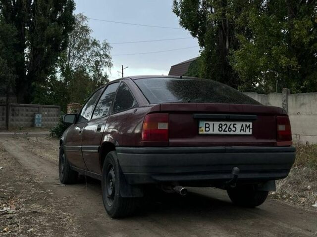 Червоний Опель Вектра, об'ємом двигуна 1.8 л та пробігом 200 тис. км за 1100 $, фото 2 на Automoto.ua