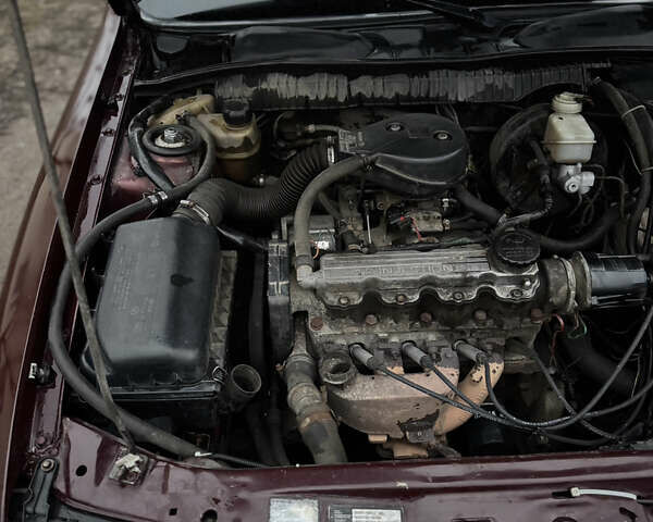 Червоний Опель Вектра, об'ємом двигуна 1.6 л та пробігом 250 тис. км за 1350 $, фото 16 на Automoto.ua