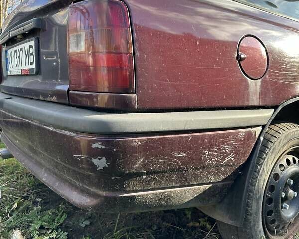 Красный Опель Вектра, объемом двигателя 1.6 л и пробегом 250 тыс. км за 1000 $, фото 9 на Automoto.ua