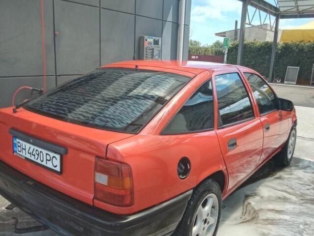 Красный Опель Вектра, объемом двигателя 2 л и пробегом 3 тыс. км за 1600 $, фото 5 на Automoto.ua